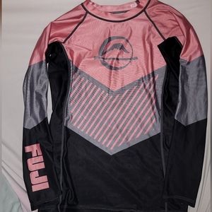 Fuji Women's Medium Rashguard long sleeve